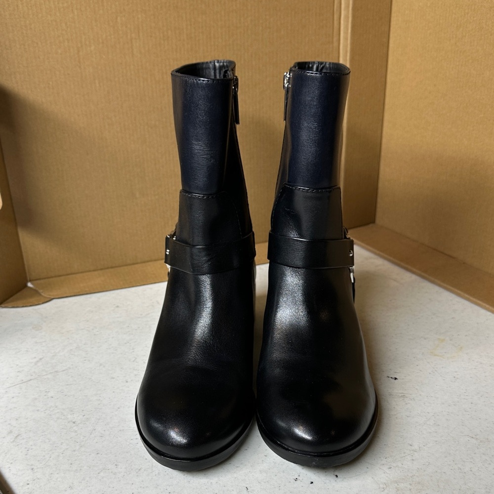 Michael Kors Turner Black Leather Ankle Boots New Size 8 - Picture 4 of 17